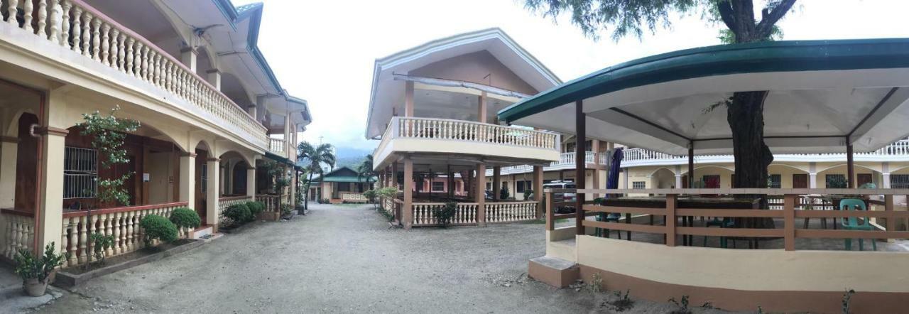 White Beach Lodge&Restaurant Puerto Galera Exterior foto